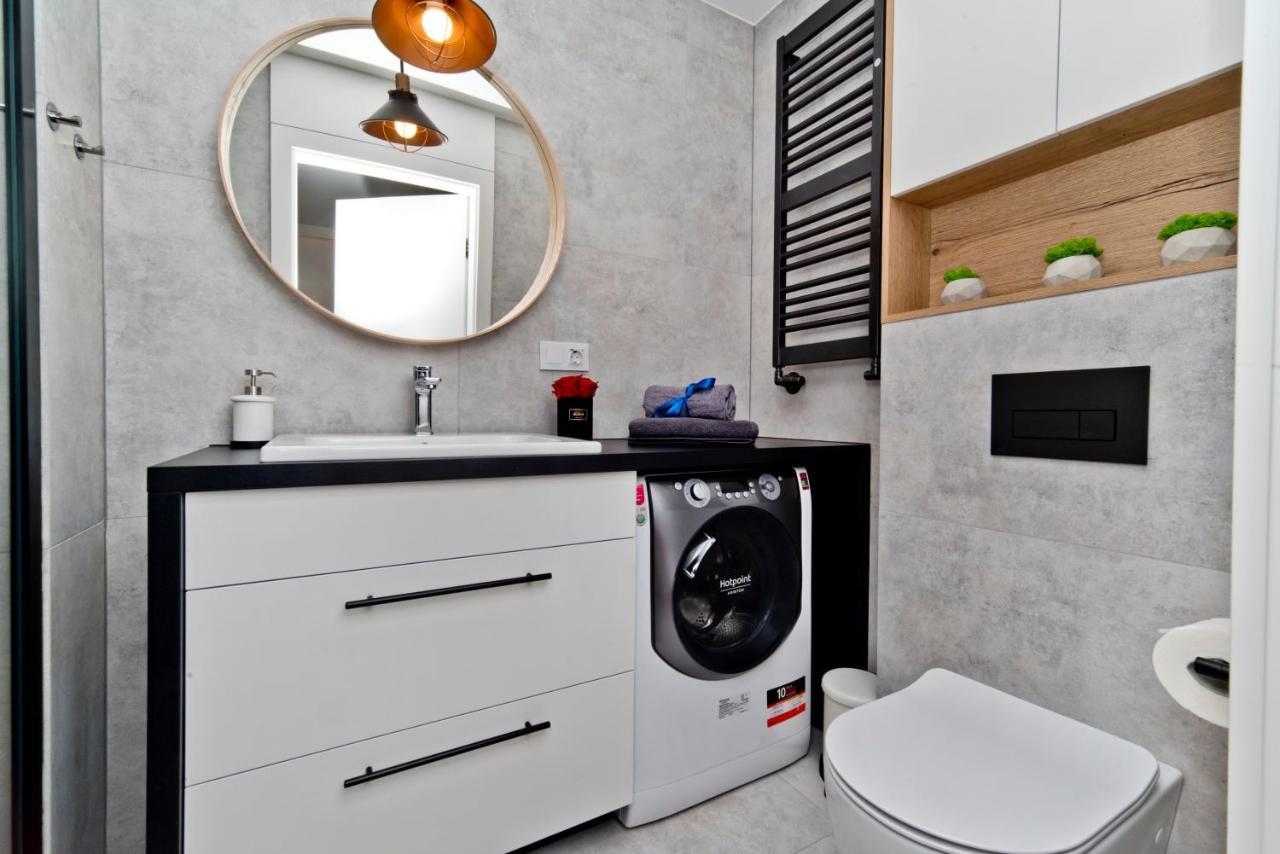 Blueapart Apartland Residence ยาสตาร์เนีย ภายนอก รูปภาพ