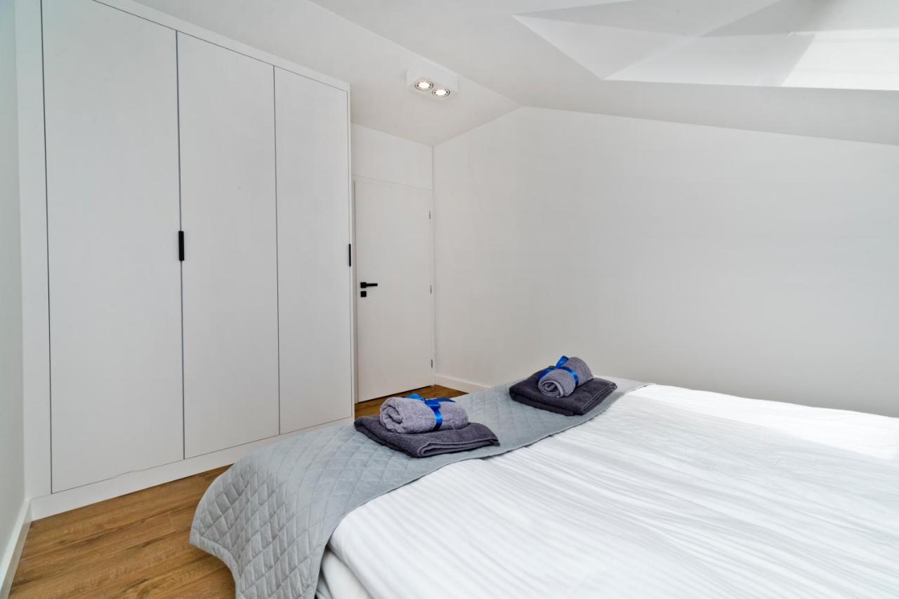Blueapart Apartland Residence ยาสตาร์เนีย ภายนอก รูปภาพ