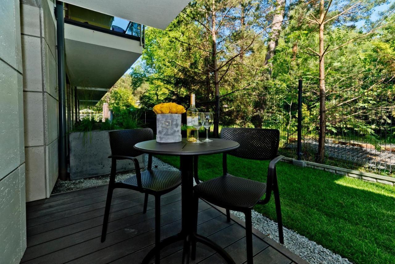 Blueapart Apartland Residence ยาสตาร์เนีย ภายนอก รูปภาพ