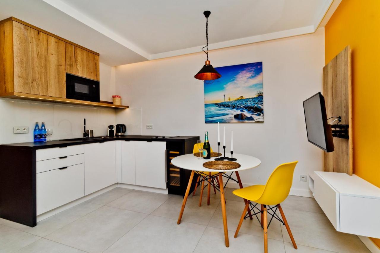 Blueapart Apartland Residence ยาสตาร์เนีย ภายนอก รูปภาพ