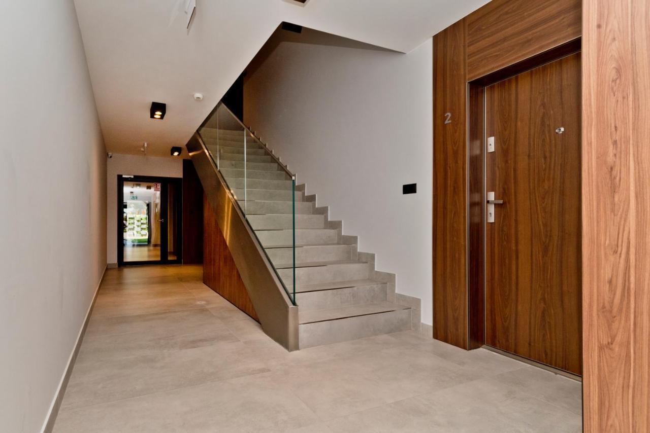 Blueapart Apartland Residence ยาสตาร์เนีย ภายนอก รูปภาพ